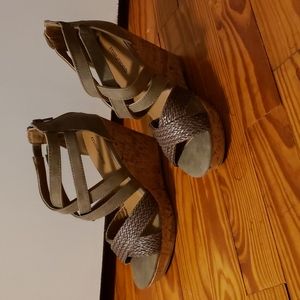 Maurices wedge sandals size 8